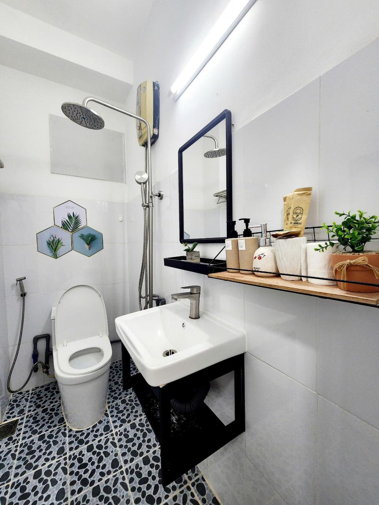 Aparthotel Ff - Layla House